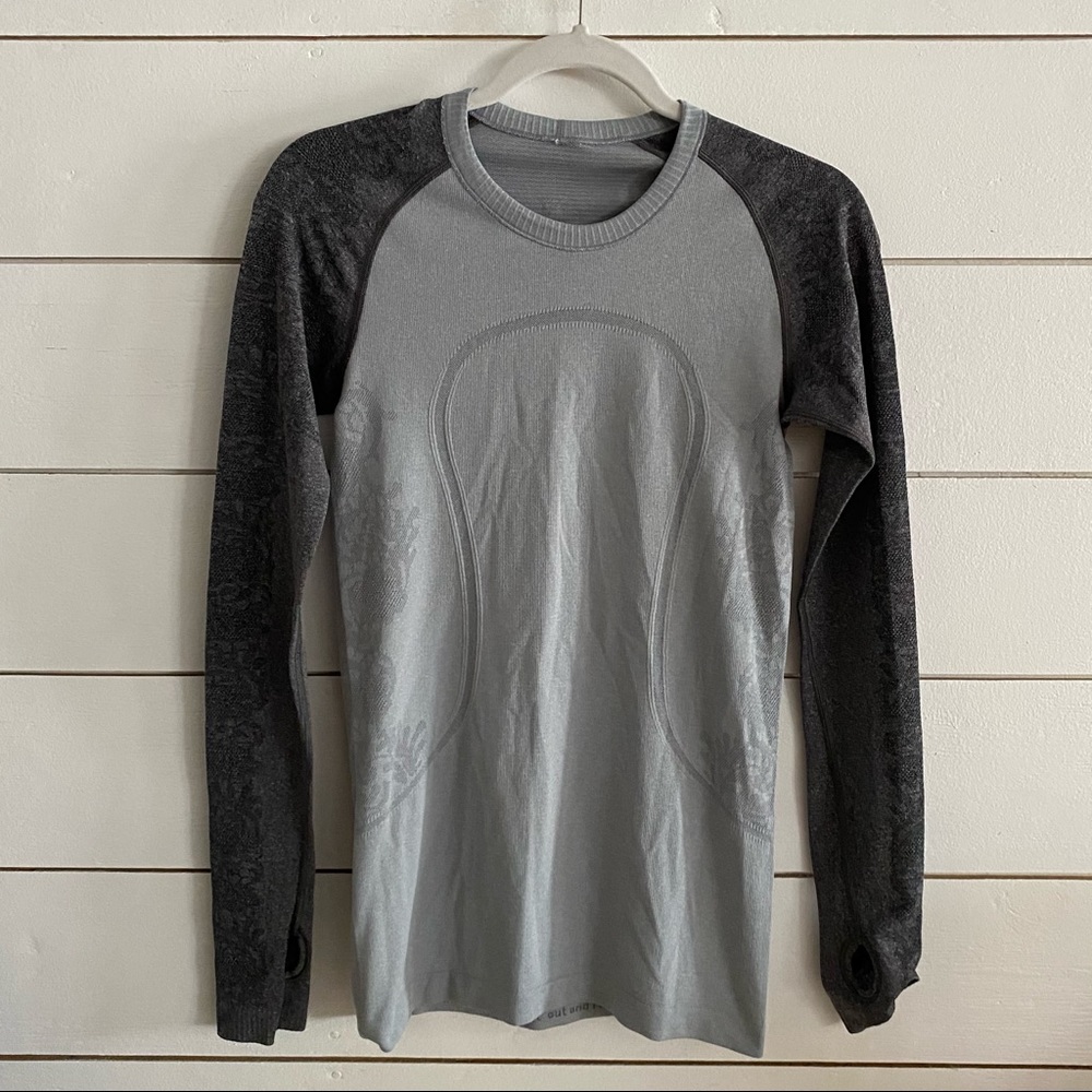 Women’s Lululemon Long Sleeve Shirt